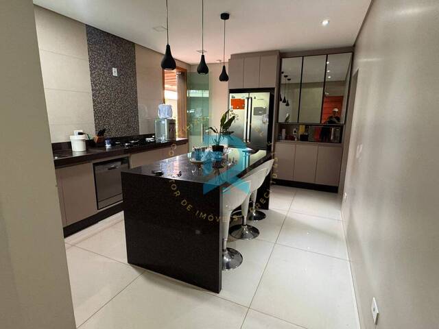 Casa para Venda em Dourados - 3