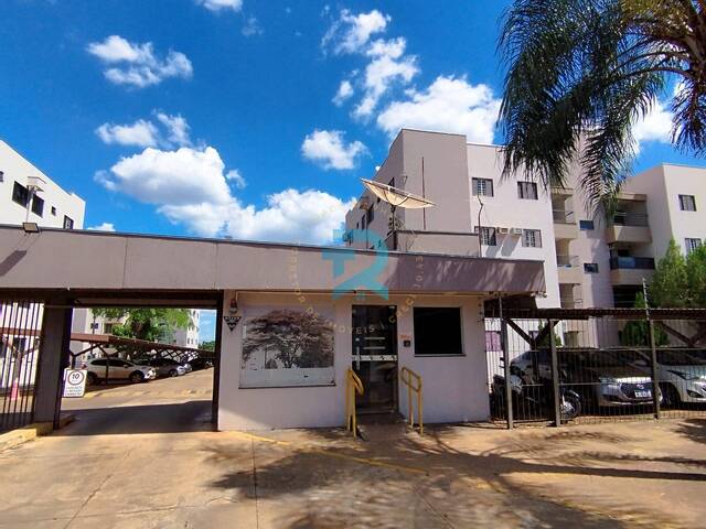 #295 - Apartamento para Venda em Dourados - MS - 2