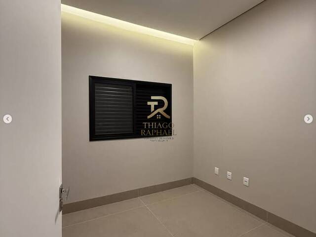 #298 - Casa para Venda em Dourados - MS - 3