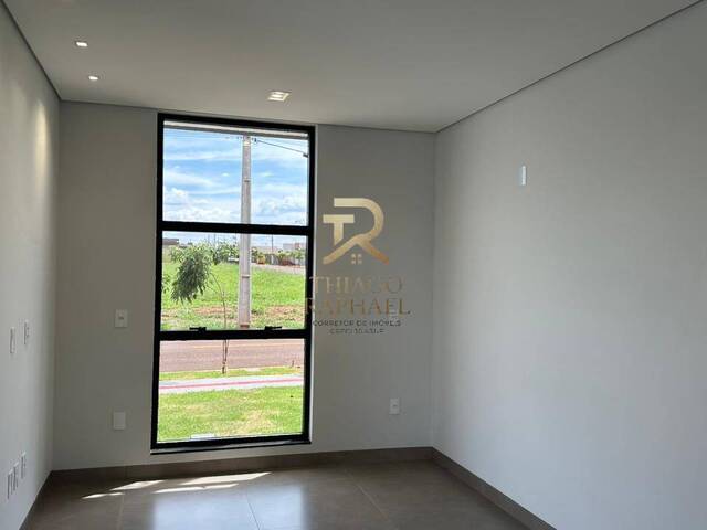 #302 - Casa para Venda em Dourados - MS - 2