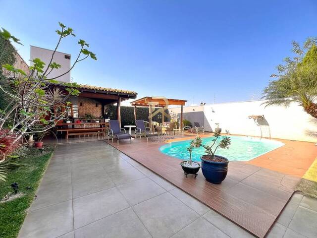 #304 - Casa para Venda em Dourados - MS