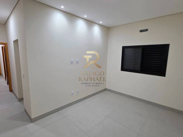 Casa para Venda em Dourados - 4