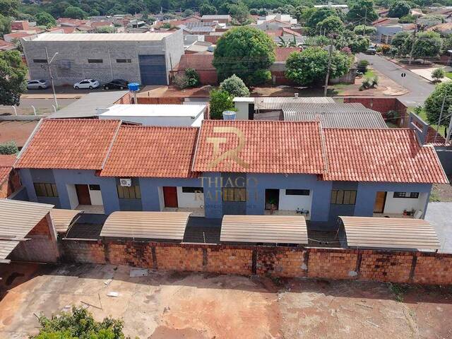 Casa para Venda em Dourados - 2