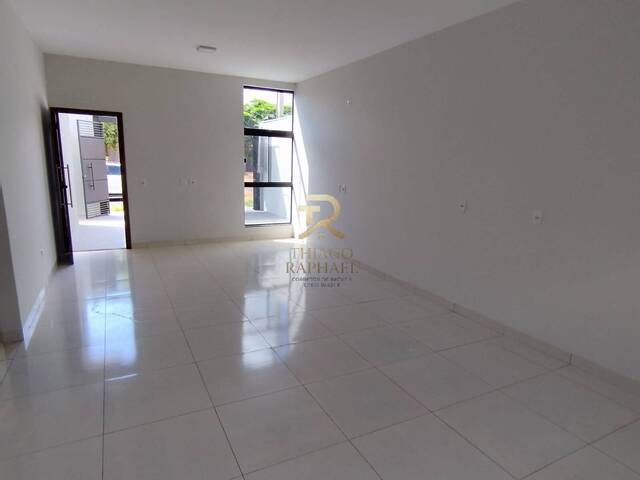 Casa para Venda em Dourados - 3