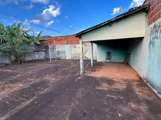 Casa para Venda em Dourados - 2