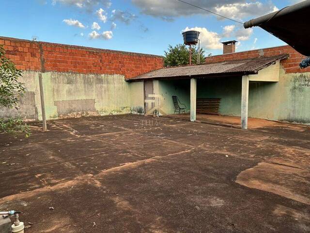 Casa para Venda em Dourados - 3