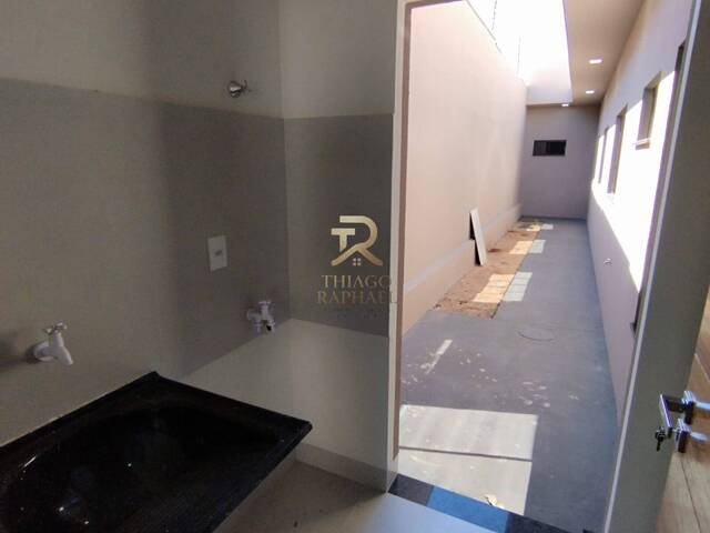 Casa para Venda em Dourados - 4