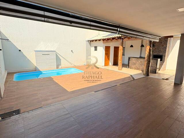 Casa para Venda em Dourados - 3