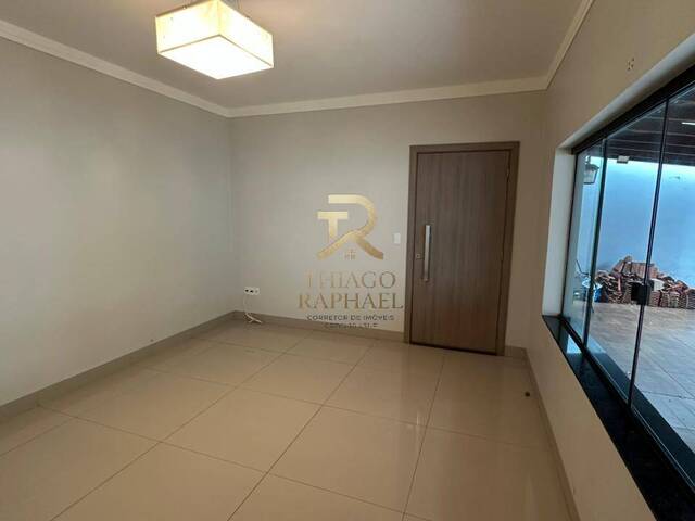 Casa para Venda em Dourados - 4