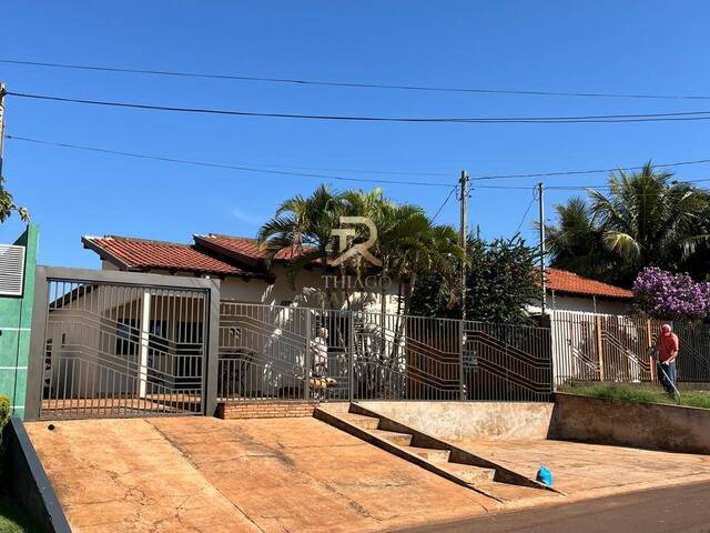 Casa para Venda em Dourados - 2