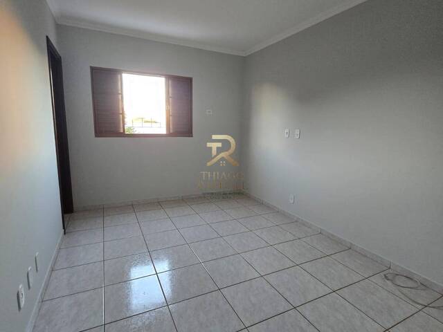 Apartamento para Venda em Dourados - 5
