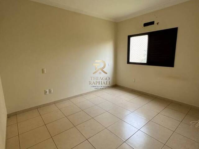 Apartamento para Venda em Dourados - 3
